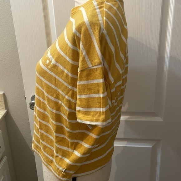 EUC Roxy Yellow and White Striped Crop Top Size Large - Picture 4 of 7